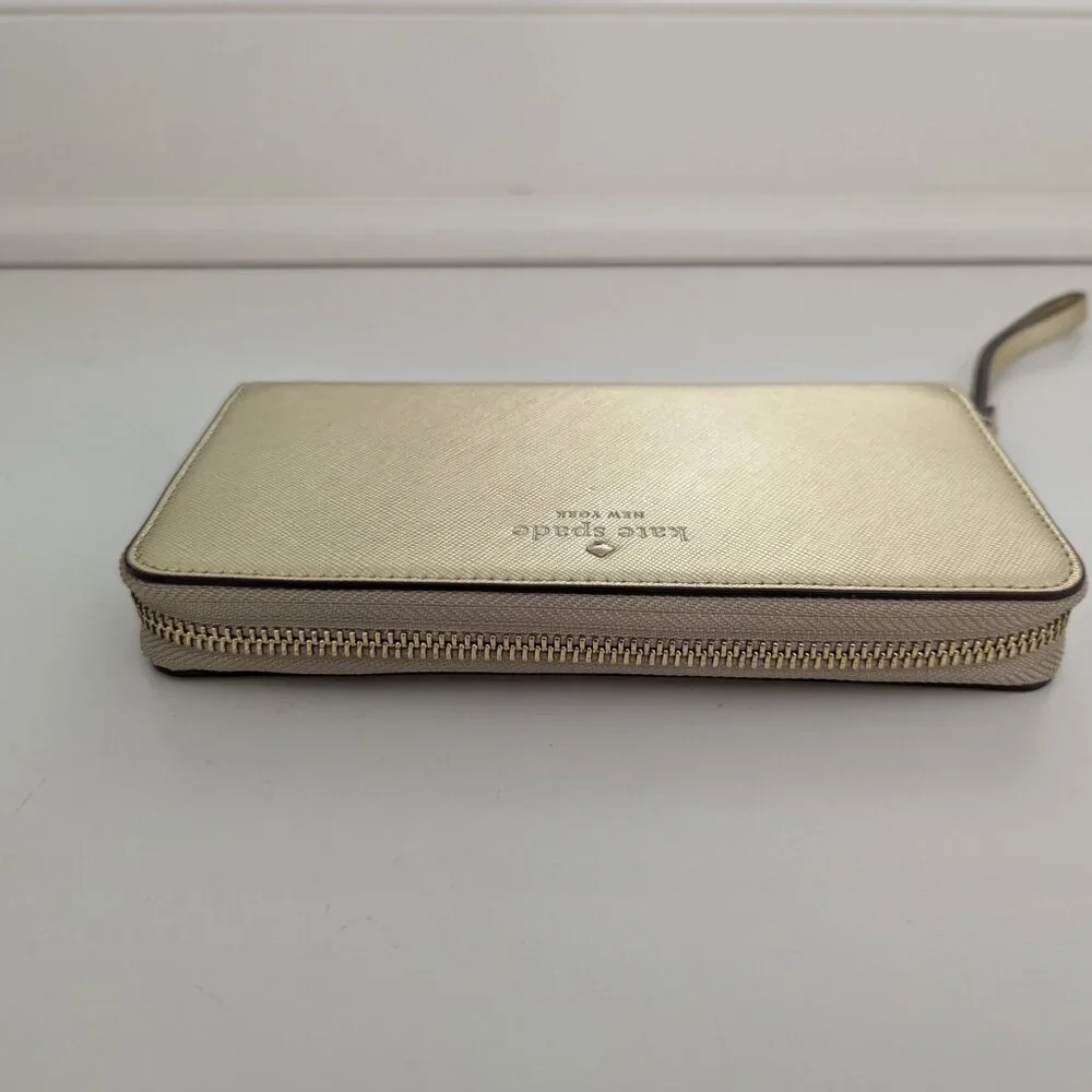 New? Mint Condition!! Kate Spade New York Gold Wallet Wristlet - Picture 4 of 13